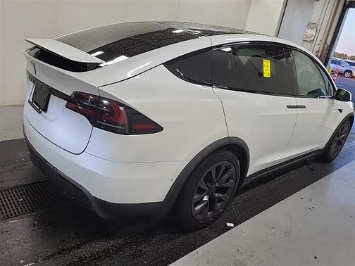2022 Tesla Model X 