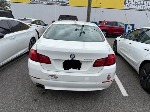 2013 BMW 528 528i