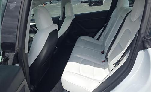 Pearl White Multi-Coat 2023 Tesla Model 3 Standard Range