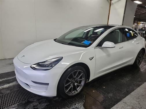 2020 Tesla Model 3 Standard Range Plus