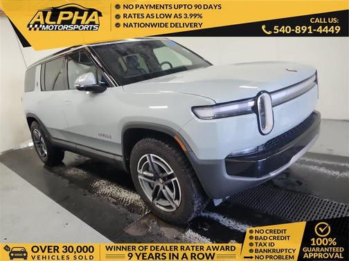 2025 Rivian R1S ADVENTURE