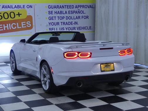 2022 Chevrolet Camaro RWD Convertible LT1