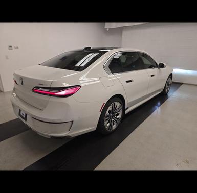 2023 BMW i7 xDrive60