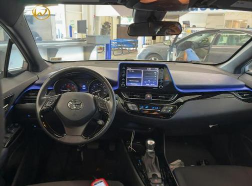 2020 Toyota C-HR XLE