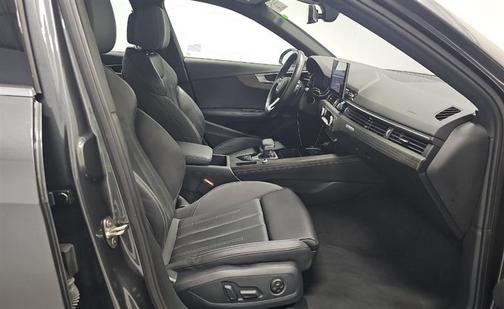 2023 Audi A4 45 S line Premium Plus