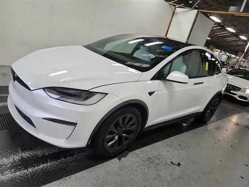 2023 Tesla Model X 