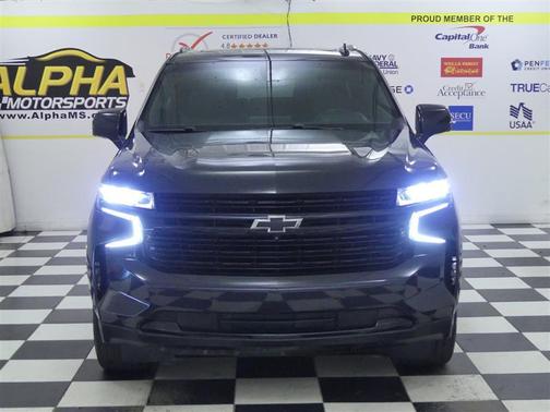 2023 Chevrolet Suburban RST