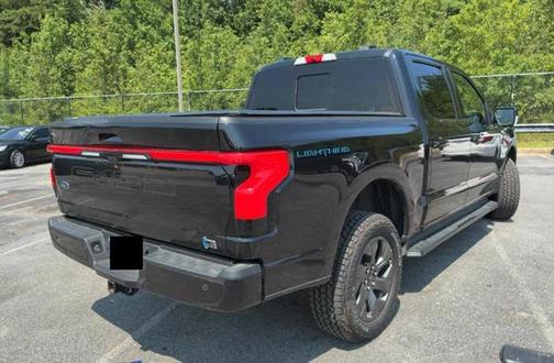 2022 Ford F-150 Lightning LARIAT