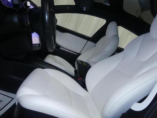 2020 Tesla Model S Performance