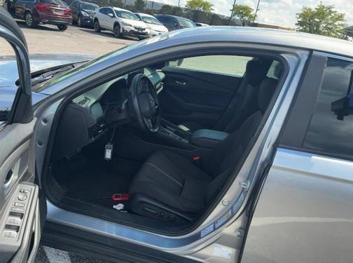 2023 Honda Accord Hybrid Base