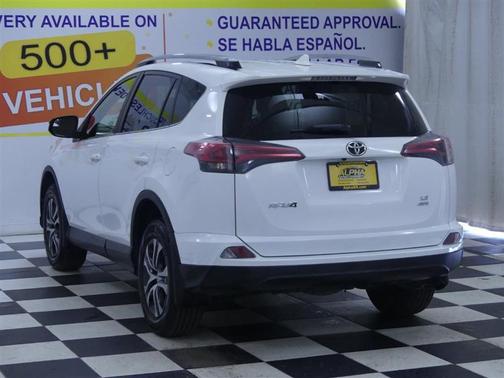 2017 Toyota RAV4 LE