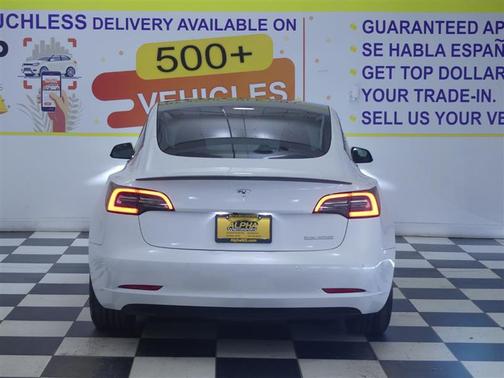 Pearl White Multi-Coat 2021 Tesla Model 3 Performance
