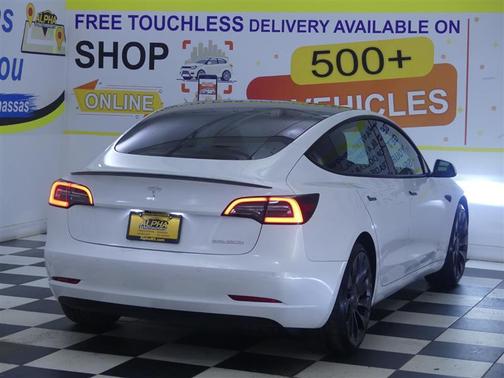 Pearl White Multi-Coat 2021 Tesla Model 3 Performance