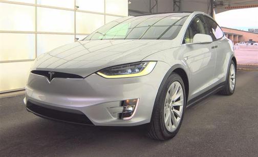 Silver 2018 Tesla Model X 75D