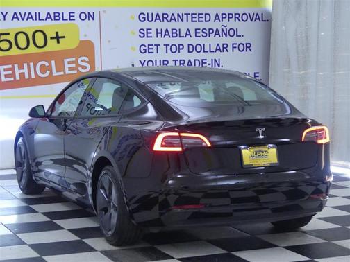 2022 Tesla Model 3 Standard Range