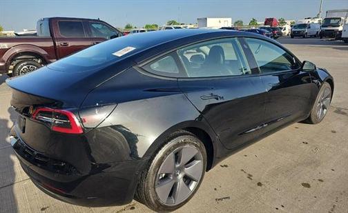 2022 Tesla Model 3 Standard Range