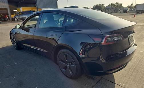 2022 Tesla Model 3 Standard Range