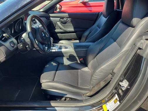 Black Sapphire Metallic 2015 BMW Z4 sDrive35is