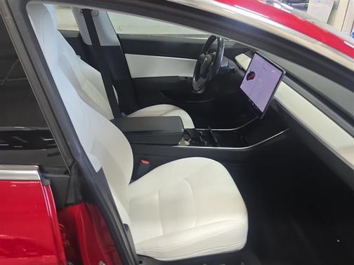 Red Multi-Coat 2018 Tesla Model 3 Long Range