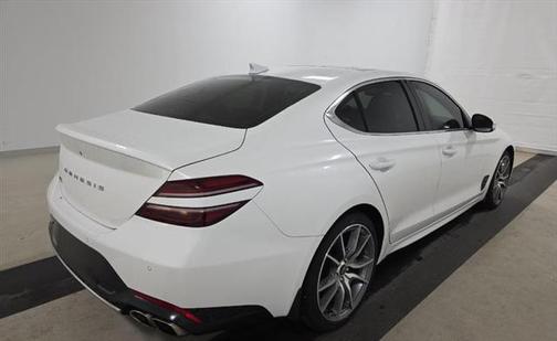 2022 Genesis G70 2.0T RWD