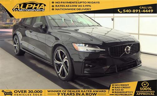 2024 Volvo S60 B5 Plus Dark Theme