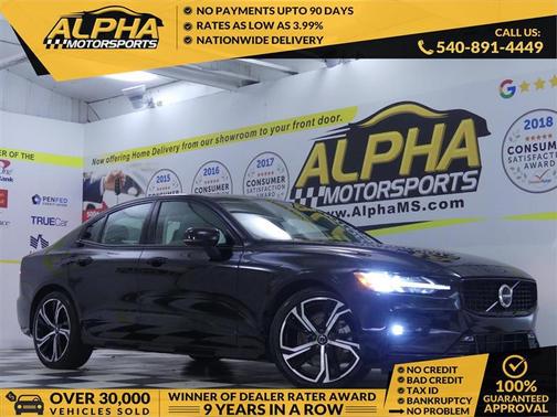 2024 Volvo S60 B5 Plus Dark Theme