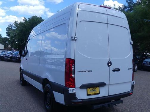 2024 Mercedes-Benz Sprinter 2500 Standard Roof