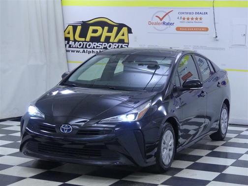 2022 Toyota Prius LE