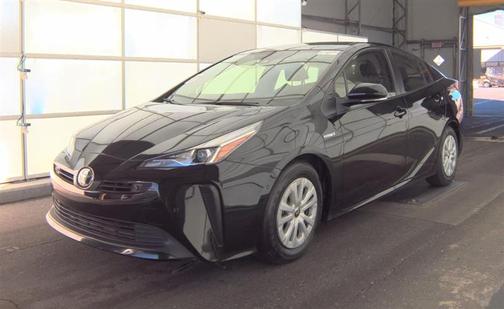 2022 Toyota Prius LE