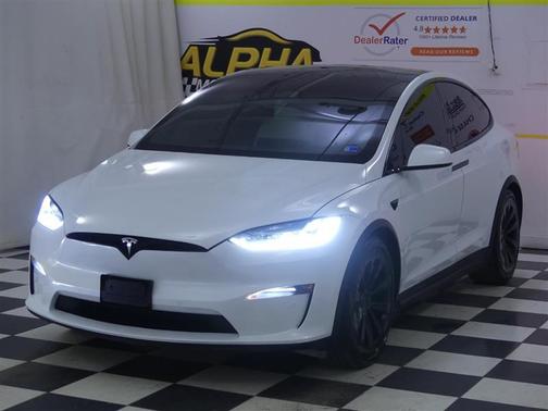 Pearl White Multi-Coat 2023 Tesla Model X