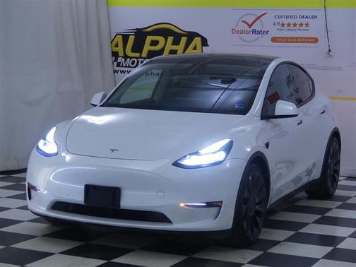 Pearl White Multi-Coat 2022 Tesla Model Y Performance Dual Motor All-Wheel Drive