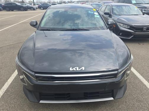 Interstellar Gray 2025 Kia K4 EX