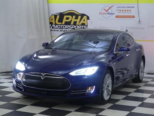 Deep Blue Metallic 2016 Tesla Model S 90D