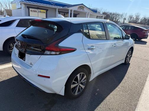 2022 Nissan Leaf S PLUS 62 kWh