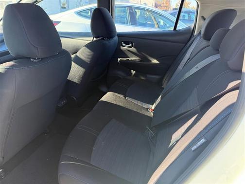 2022 Nissan Leaf S PLUS 62 kWh