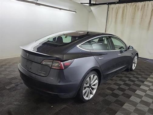 2018 Tesla Model 3 Performance