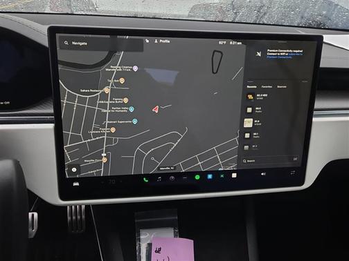 2022 Tesla Model S Plaid