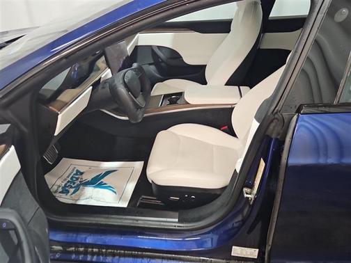 2022 Tesla Model S Dual Motor All-Wheel Drive