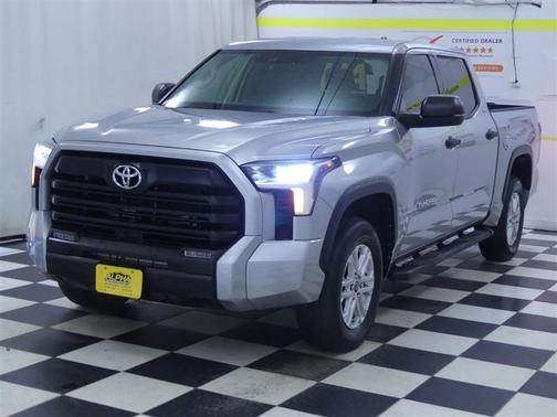 2022 Toyota Tundra SR5