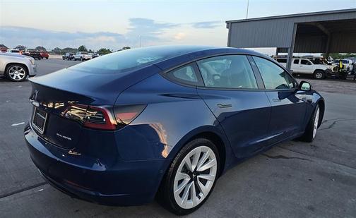 2022 Tesla Model 3 Long Range