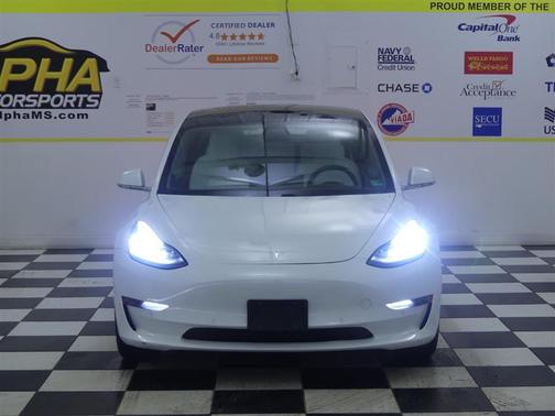2020 Tesla Model 3 Long Range