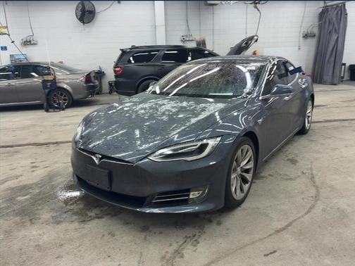 2017 Tesla Model S 75D