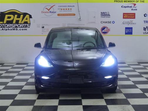 2019 Tesla Model 3 Standard Range Plus
