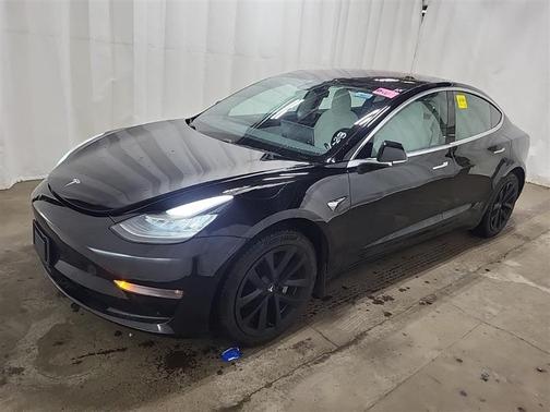 2019 Tesla Model 3 Standard Range Plus