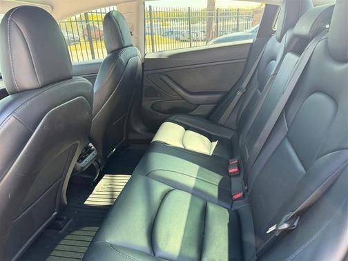Deep Blue Metallic 2020 Tesla Model 3 Performance