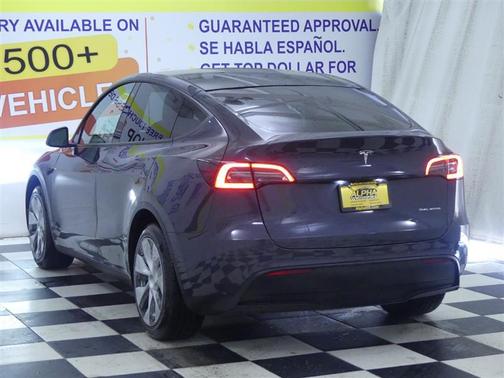 2022 Tesla Model Y Long Range Dual Motor All-Wheel Drive
