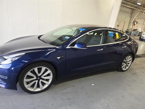 Deep Blue Metallic 2018 Tesla Model 3 Long Range