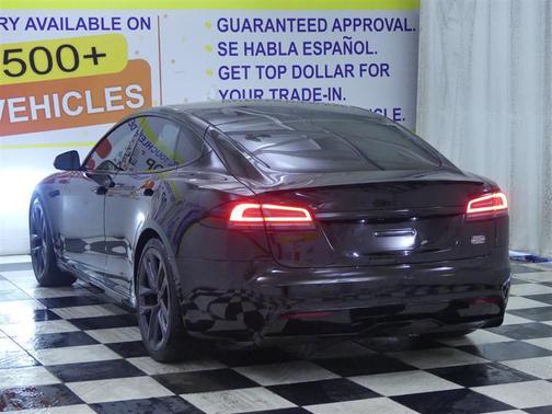 2022 Tesla Model S Plaid