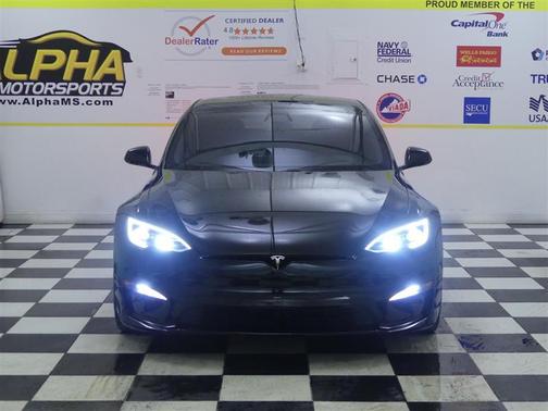 2022 Tesla Model S Plaid