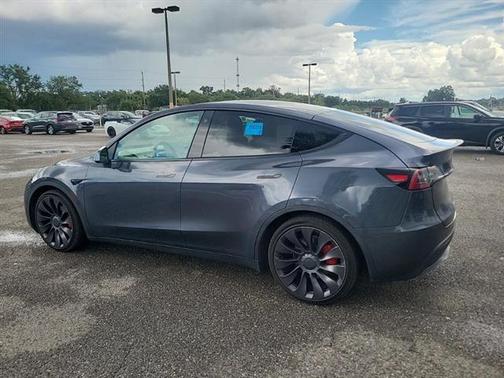 2022 Tesla Model Y Performance Dual Motor All-Wheel Drive